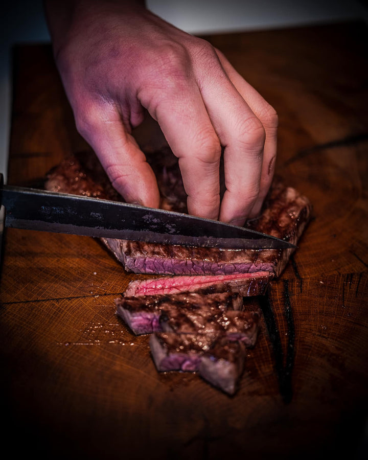 wagyu steak zubereiten, wagyu steak in tranchen schneiden